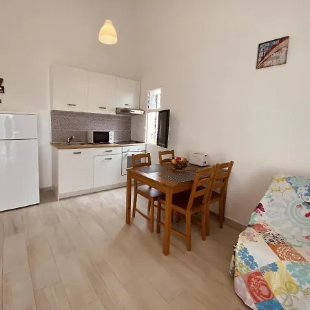Chipegue Hill Ocean View Apartment *